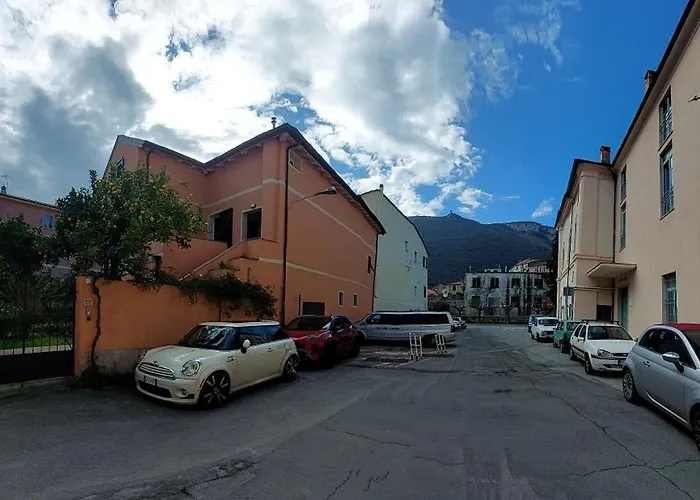 Luigia Finalborgo Bike Tour Ebike Trekking Appartement